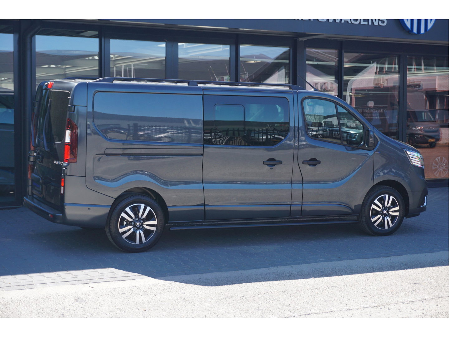 Renault Trafic 170PK L2H1 LUXE DC EDC AUT BPM VRIJ!! Climate, Navi, Camera, ACC, 17" LM, LED!! NR. 901