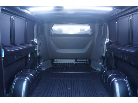 Renault Trafic 170PK L2H1 LUXE DC EDC AUT BPM VRIJ!! Climate, Navi, Camera, ACC, 17" LM, LED!! NR. 901