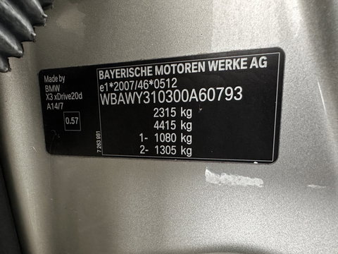BMW X3 xDrive20d Upgrade Edition Aut. *LEATHER | XENON | HEATED-SPORTSEATS | HIFI-SOUND | PRIVACY-GLASS | NAVI-FULLMAP | ECC | PDC | CRUISE |