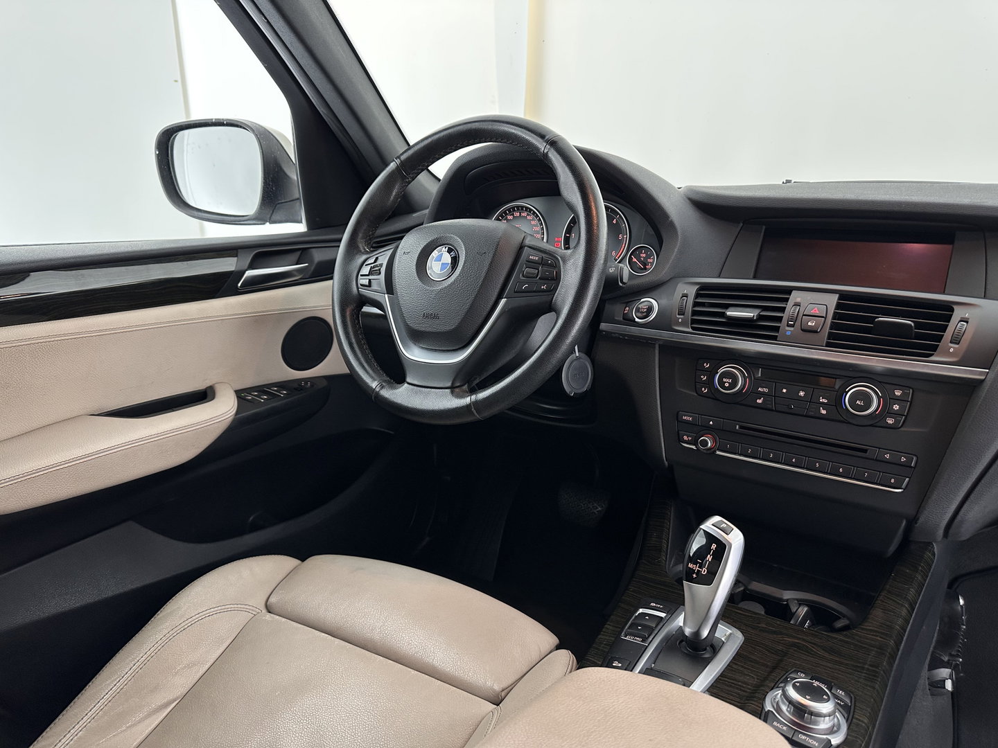 BMW X3 xDrive20d Upgrade Edition Aut. *LEATHER | XENON | HEATED-SPORTSEATS | HIFI-SOUND | PRIVACY-GLASS | NAVI-FULLMAP | ECC | PDC | CRUISE |