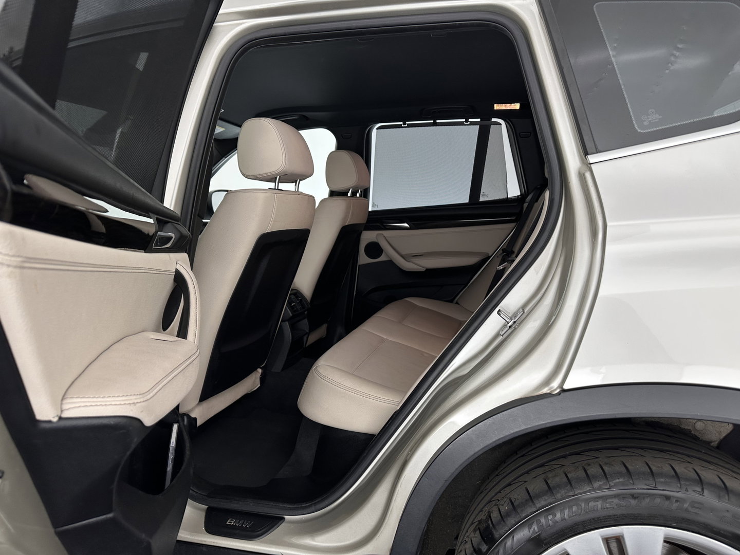 BMW X3 xDrive20d Upgrade Edition Aut. *LEATHER | XENON | HEATED-SPORTSEATS | HIFI-SOUND | PRIVACY-GLASS | NAVI-FULLMAP | ECC | PDC | CRUISE |