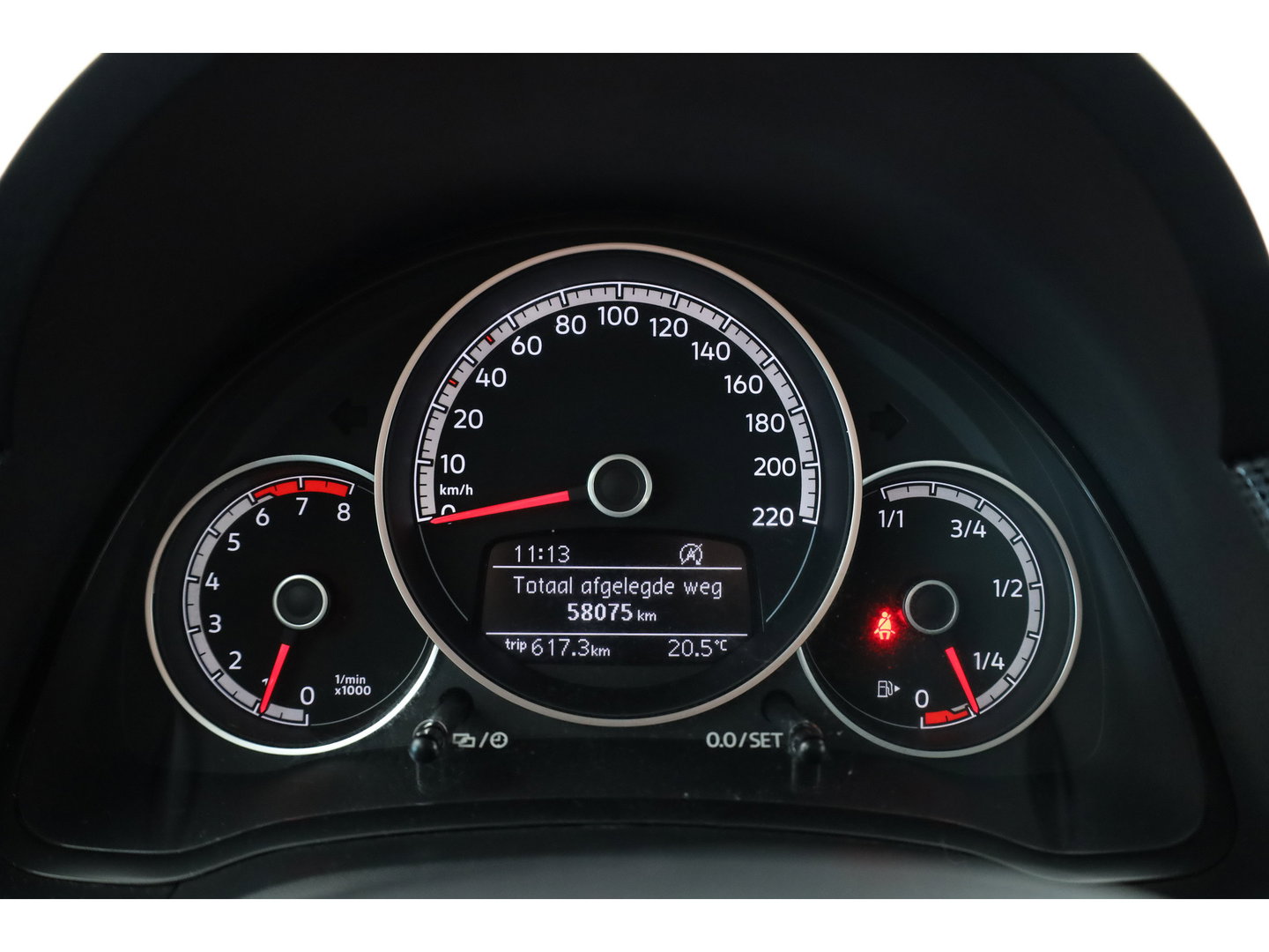 Volkswagen up! 1.0 BMT move up! | Orgi. NL | Bluetooth | DAB | Licht- Regensensor | |Airco | 15'' LMV |