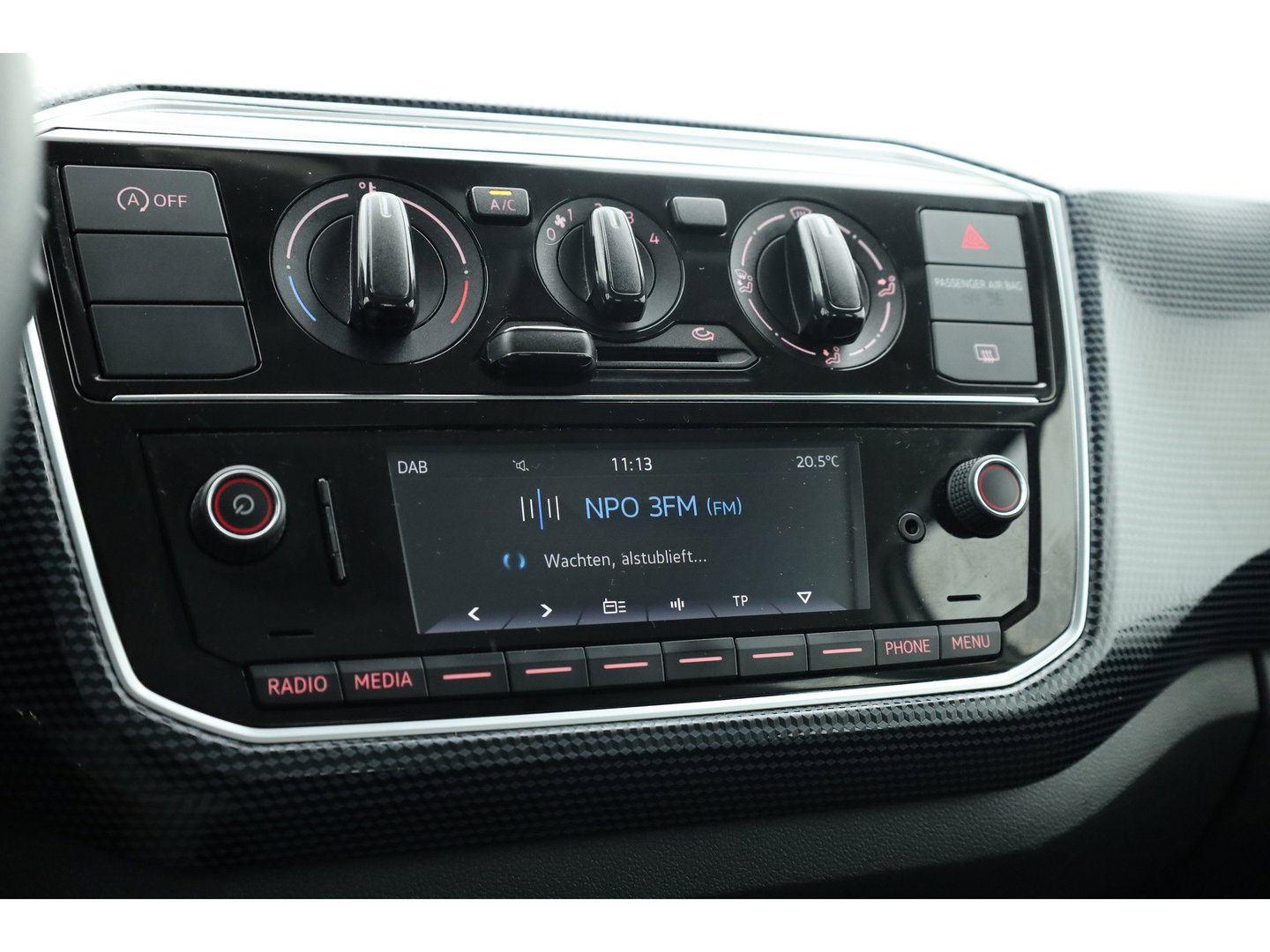 Volkswagen up! 1.0 BMT move up! | Orgi. NL | Bluetooth | DAB | Licht- Regensensor | |Airco | 15'' LMV |