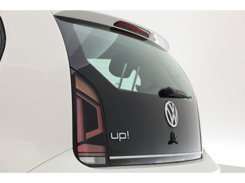 Volkswagen up! 1.0 BMT move up! | Orgi. NL | Bluetooth | DAB | Licht- Regensensor | |Airco | 15'' LMV |