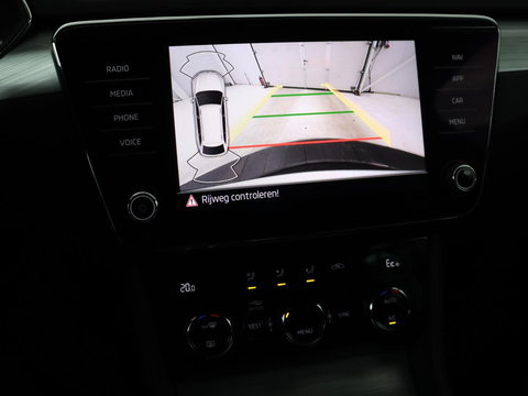 Škoda Superb 1.4 TSI iV Business Edition | SOH 87,2% | Camera | Carplay | Full LED | Digital Cockpit | Navigatie | Climate control | Cruise control | Bluetooth | Parkeerhulp | PHEV | Plug In