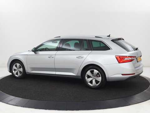 Škoda Superb 1.4 TSI iV Business Edition | SOH 87,2% | Camera | Carplay | Full LED | Digital Cockpit | Navigatie | Climate control | Cruise control | Bluetooth | Parkeerhulp | PHEV | Plug In