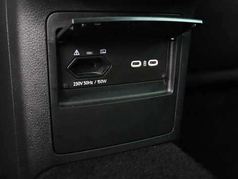 Škoda Superb 1.4 TSI iV Business Edition | SOH 87,2% | Camera | Carplay | Full LED | Digital Cockpit | Navigatie | Climate control | Cruise control | Bluetooth | Parkeerhulp | PHEV | Plug In