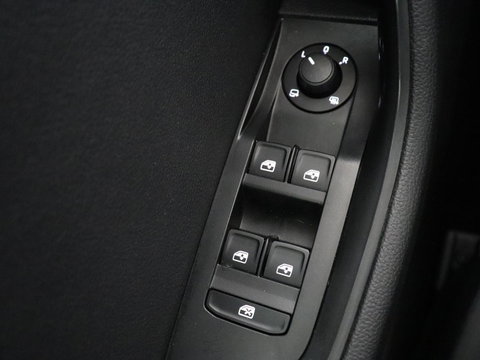Škoda Superb 1.4 TSI iV Business Edition | SOH 87,2% | Camera | Carplay | Full LED | Digital Cockpit | Navigatie | Climate control | Cruise control | Bluetooth | Parkeerhulp | PHEV | Plug In