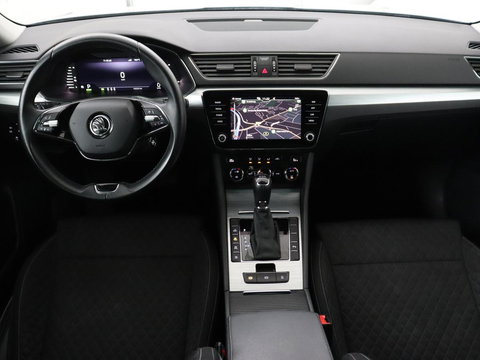 Škoda Superb 1.4 TSI iV Business Edition | SOH 87,2% | Camera | Carplay | Full LED | Digital Cockpit | Navigatie | Climate control | Cruise control | Bluetooth | Parkeerhulp | PHEV | Plug In