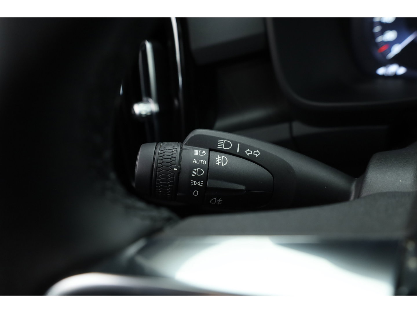 Volvo XC40 1.5 T5 Plug-in hybrid Ultimate Dark | SOH 95.9% | Pano | Leder | Adapt. Cruise | 360cam | Keyless | Stoel- Stuurverw. | Harman Kardon  x