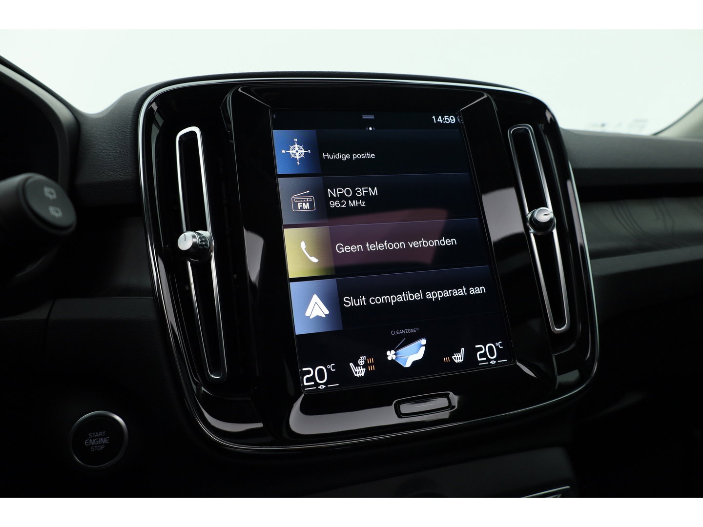 Volvo XC40 1.5 T5 Plug-in hybrid Ultimate Dark | SOH 95.9% | Pano | Leder | Adapt. Cruise | 360cam | Keyless | Stoel- Stuurverw. | Harman Kardon  x