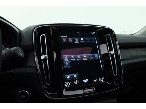 Volvo XC40 1.5 T5 Plug-in hybrid Ultimate Dark | SOH 95.9% | Pano | Leder | Adapt. Cruise | 360cam | Keyless | Stoel- Stuurverw. | Harman Kardon  x