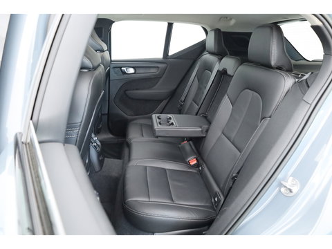 Volvo XC40 1.5 T5 Plug-in hybrid Ultimate Dark | SOH 95.9% | Pano | Leder | Adapt. Cruise | 360cam | Keyless | Stoel- Stuurverw. | Harman Kardon  x