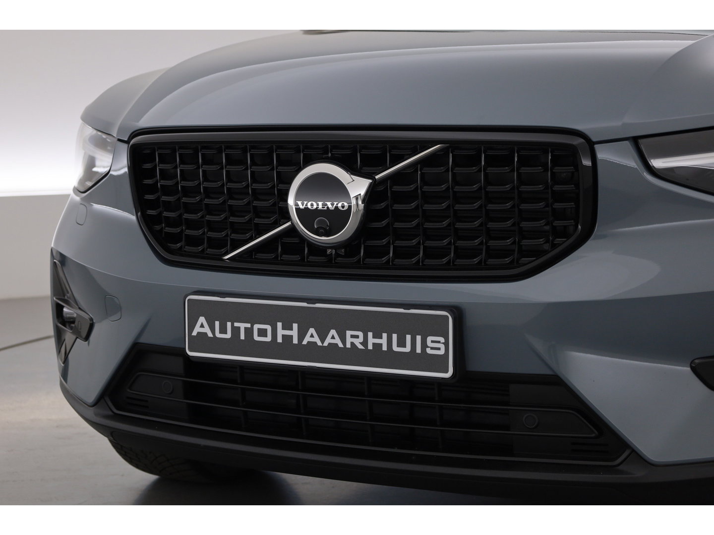 Volvo XC40 1.5 T5 Plug-in hybrid Ultimate Dark | SOH 95.9% | Pano | Leder | Adapt. Cruise | 360cam | Keyless | Stoel- Stuurverw. | Harman Kardon  x