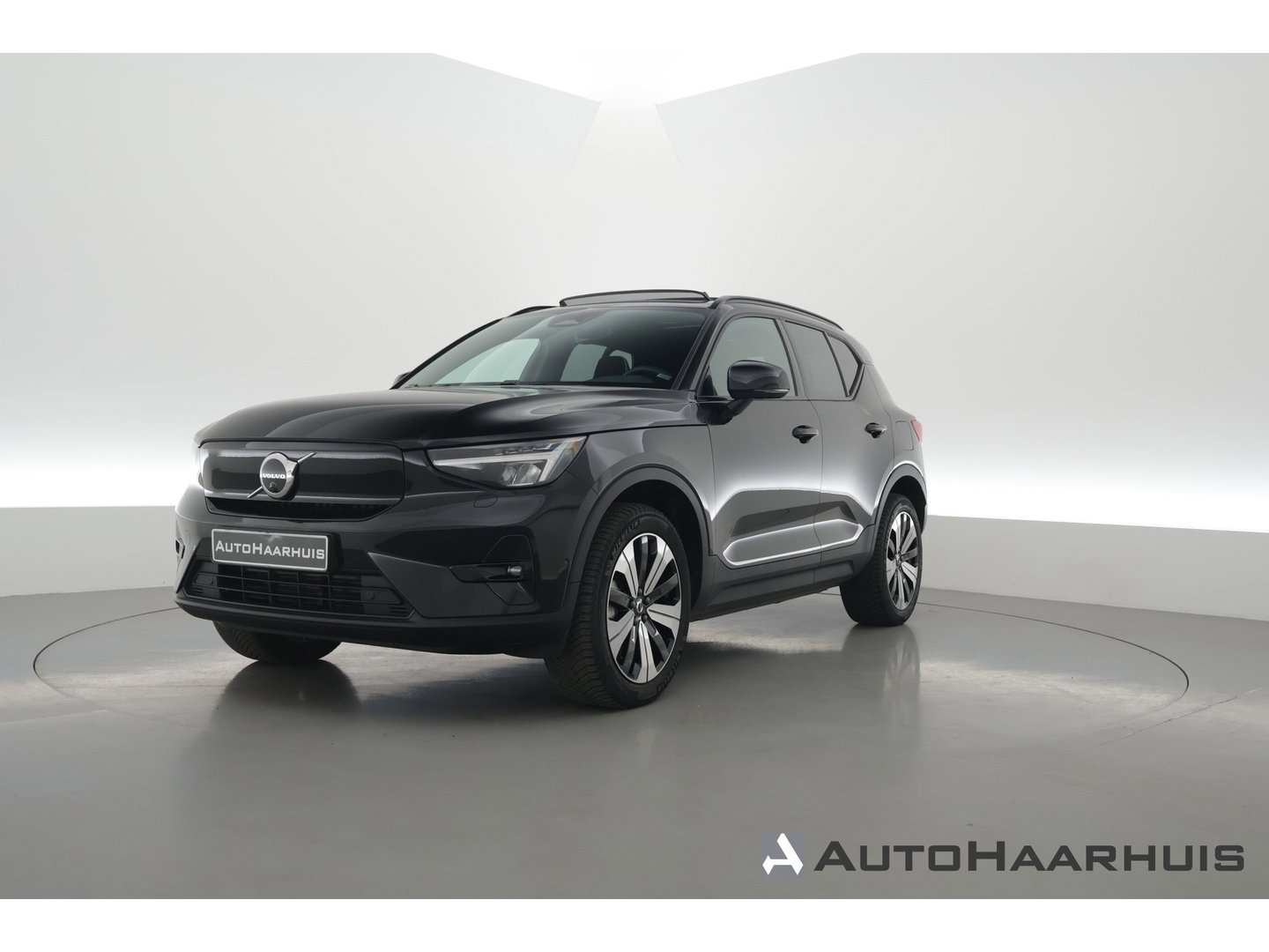 Volvo XC40 Recharge Twin Ultimate 78 kWh | Pano | 360cam | Pilot Assist | H&K Audio | Memory | Stoel- Stuurverw. |