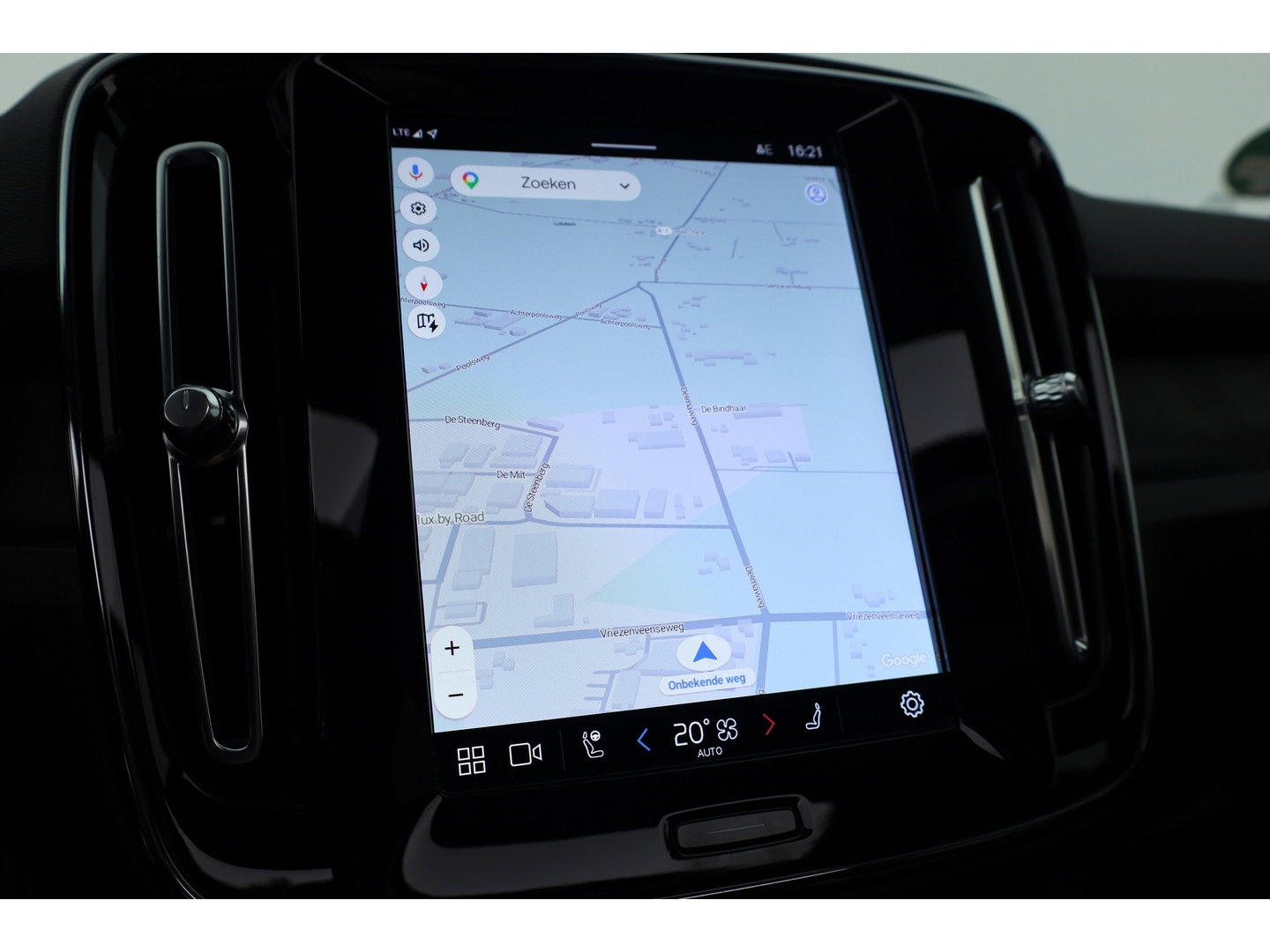 Volvo XC40 Recharge Twin Ultimate 78 kWh | Pano | 360cam | Pilot Assist | H&K Audio | Memory | Stoel- Stuurverw. |