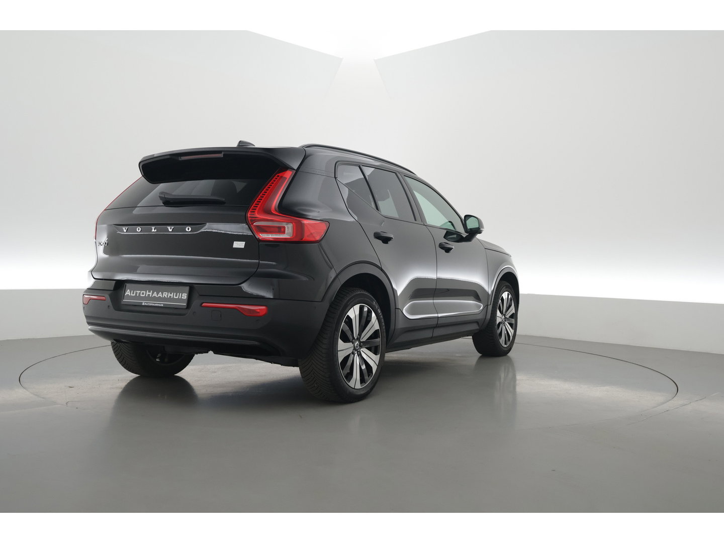 Volvo XC40 Recharge Twin Ultimate 78 kWh | Pano | 360cam | Pilot Assist | H&K Audio | Memory | Stoel- Stuurverw. |