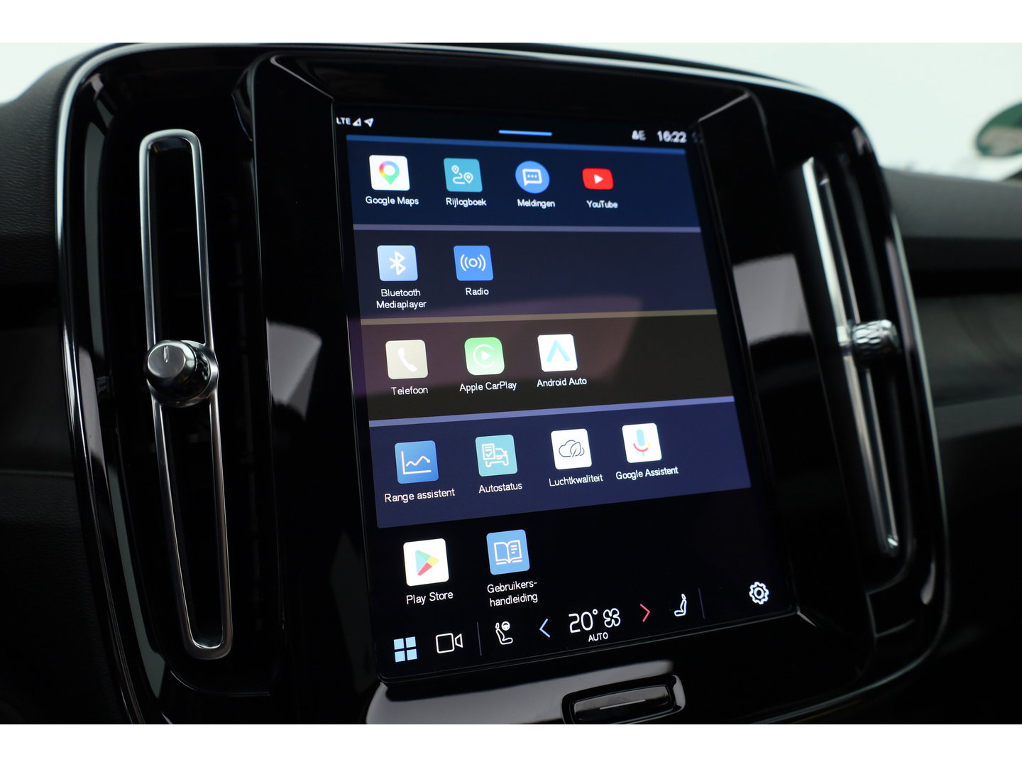 Volvo XC40 Recharge Twin Ultimate 78 kWh | Pano | 360cam | Pilot Assist | H&K Audio | Memory | Stoel- Stuurverw. |
