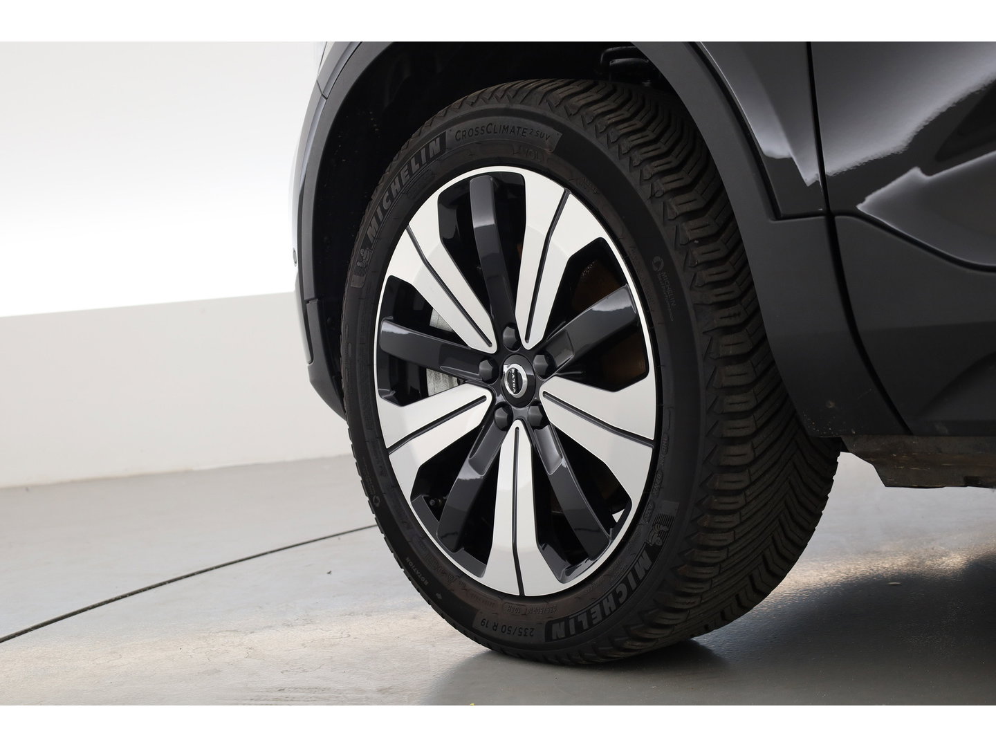 Volvo XC40 Recharge Twin Ultimate 78 kWh | Pano | 360cam | Pilot Assist | H&K Audio | Memory | Stoel- Stuurverw. |