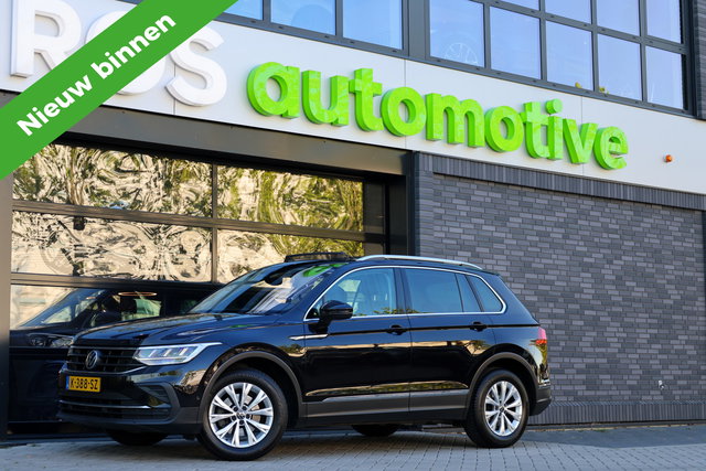 Volkswagen Tiguan - 1.5 TSI Life Business | NAP! | PANO | MASSAGE | STOEL/STUURVERW | KEYLESS | ELEK TREKHAAK | ACC |