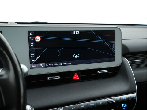 Hyundai IONIQ 5 Lounge 73kWh [ 3-Fase ] {SOH-97%} (INCL-BTW) Aut *HEATPUMP | LEATHER | PREMIUM-AUDIO | FULL-LED | ADAPTIVE-CRUISE | BLINDSPOT | DIGI-COCKPIT | AMBIENTLIGHT | DAB | SHIFTPADDLES | HEAD-UP | NAVI-FULLMAP | KEYLESS | ...