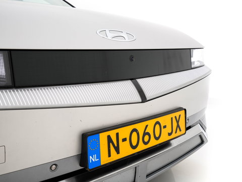 Hyundai IONIQ 5 Lounge 73kWh [ 3-Fase ] {SOH-97%} (INCL-BTW) Aut *HEATPUMP | LEATHER | PREMIUM-AUDIO | FULL-LED | ADAPTIVE-CRUISE | BLINDSPOT | DIGI-COCKPIT | AMBIENTLIGHT | DAB | SHIFTPADDLES | HEAD-UP | NAVI-FULLMAP | KEYLESS | ...