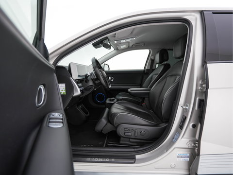 Hyundai IONIQ 5 Lounge 73kWh [ 3-Fase ] {SOH-97%} (INCL-BTW) Aut *HEATPUMP | LEATHER | PREMIUM-AUDIO | FULL-LED | ADAPTIVE-CRUISE | BLINDSPOT | DIGI-COCKPIT | AMBIENTLIGHT | DAB | SHIFTPADDLES | HEAD-UP | NAVI-FULLMAP | KEYLESS | ...