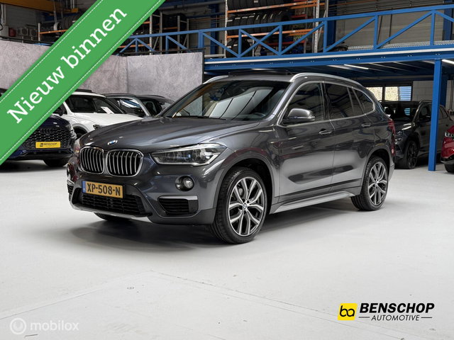 BMW X1 - sDrive18i High Executive Panodak Navi Camera LED Leer Stoel & Stuurverwarming