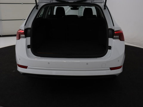 Škoda Octavia 1.4 TSI iV PHEV Business Edition | Adaptive cruise | Stuurverwarming | Carplay | Navigatie | Keyless | Full LED | Virtual Cockpit | Parkeerhulp | Climate control | Plug In