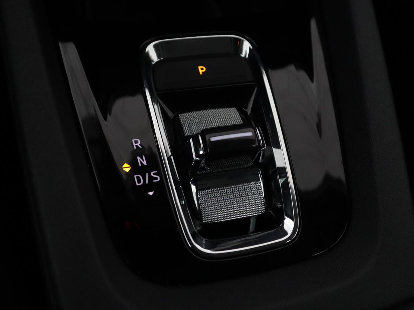 Škoda Octavia 1.4 TSI iV PHEV Business Edition | Adaptive cruise | Stuurverwarming | Carplay | Navigatie | Keyless | Full LED | Virtual Cockpit | Parkeerhulp | Climate control | Plug In