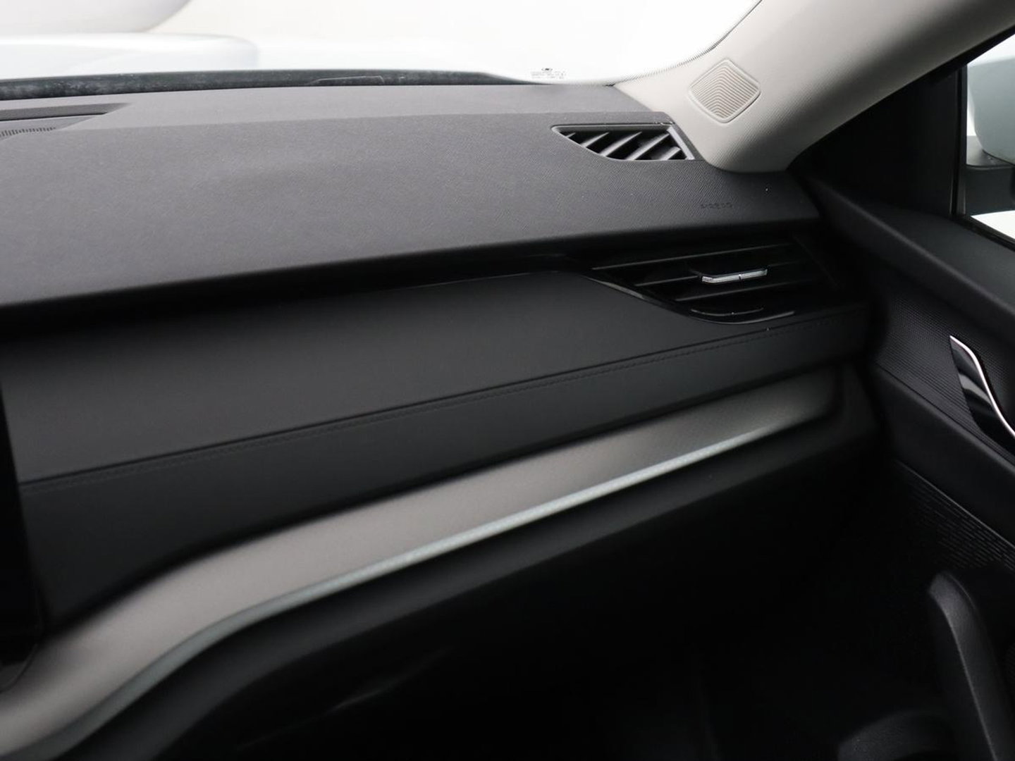 Škoda Octavia 1.4 TSI iV PHEV Business Edition | Adaptive cruise | Stuurverwarming | Carplay | Navigatie | Keyless | Full LED | Virtual Cockpit | Parkeerhulp | Climate control | Plug In