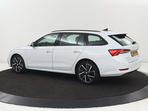 Škoda Octavia 1.4 TSI iV PHEV Business Edition | Adaptive cruise | Stuurverwarming | Carplay | Navigatie | Keyless | Full LED | Virtual Cockpit | Parkeerhulp | Climate control | Plug In