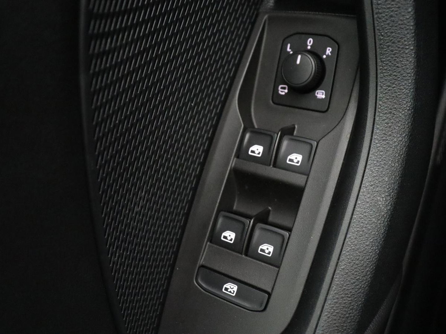 Škoda Octavia 1.4 TSI iV PHEV Business Edition | Adaptive cruise | Stuurverwarming | Carplay | Navigatie | Keyless | Full LED | Virtual Cockpit | Parkeerhulp | Climate control | Plug In