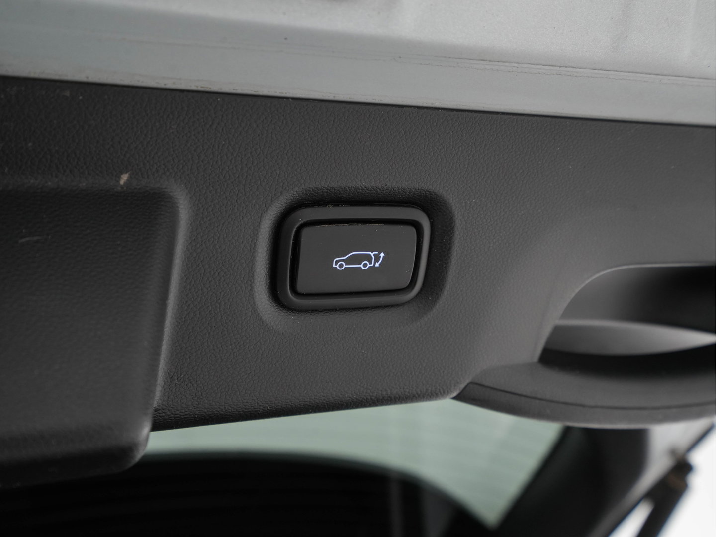 Hyundai IONIQ 5 Lounge 73kWh [ 3-Fase ] {SOH-97%} (INCL-BTW) Aut *HEATPUMP | LEATHER | PREMIUM-AUDIO | FULL-LED | ADAPTIVE-CRUISE | BLINDSPOT | DIGI-COCKPIT | AMBIENTLIGHT | DAB | SHIFTPADDLES | HEAD-UP | NAVI-FULLMAP | KEYLESS | ...