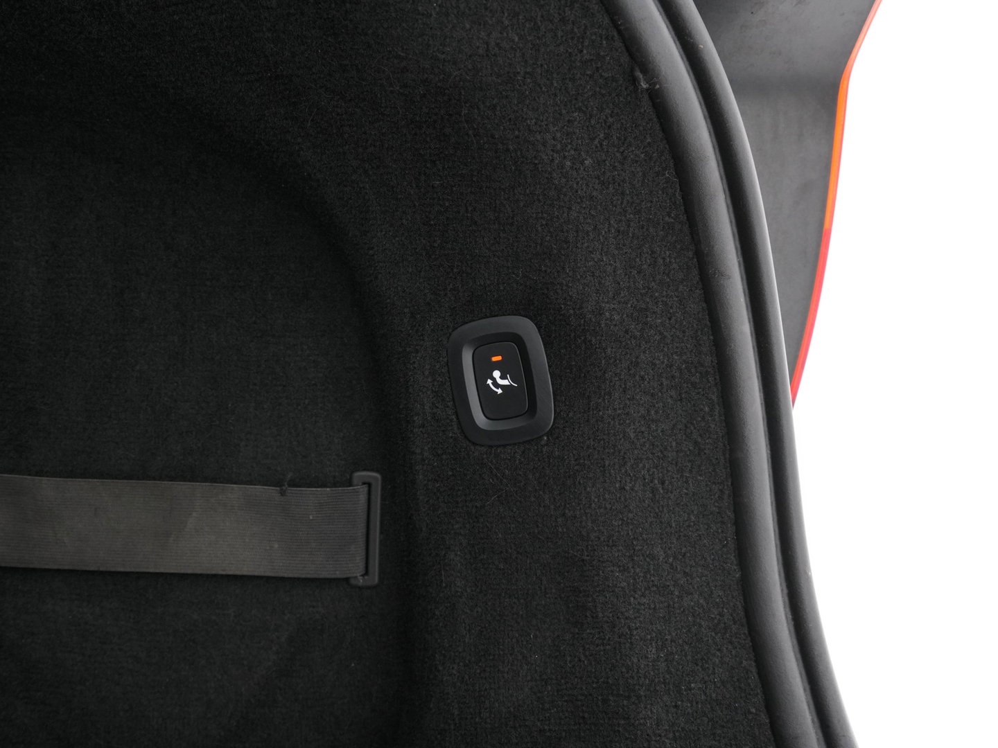 Volvo V90 2.0 D4 R-Design Aut. *PANO | HEAD-UP | LEATHER-MICROFIBRE | FULL-LED | TOP-VIEW | BLINDSPOT | HEATED-SPORTSEATS | DIGI-COCKPIT | NAVI-FULLMAP | KEYLESS | ECC | PDC | CRUISE | TOWBAR | 18''ALU*