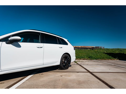 Volkswagen Golf Variant 1.0 eTSI Life | ADAPTIVE CRUISE | 19" | SUNSET | APPLE CAR PLAY | DAB