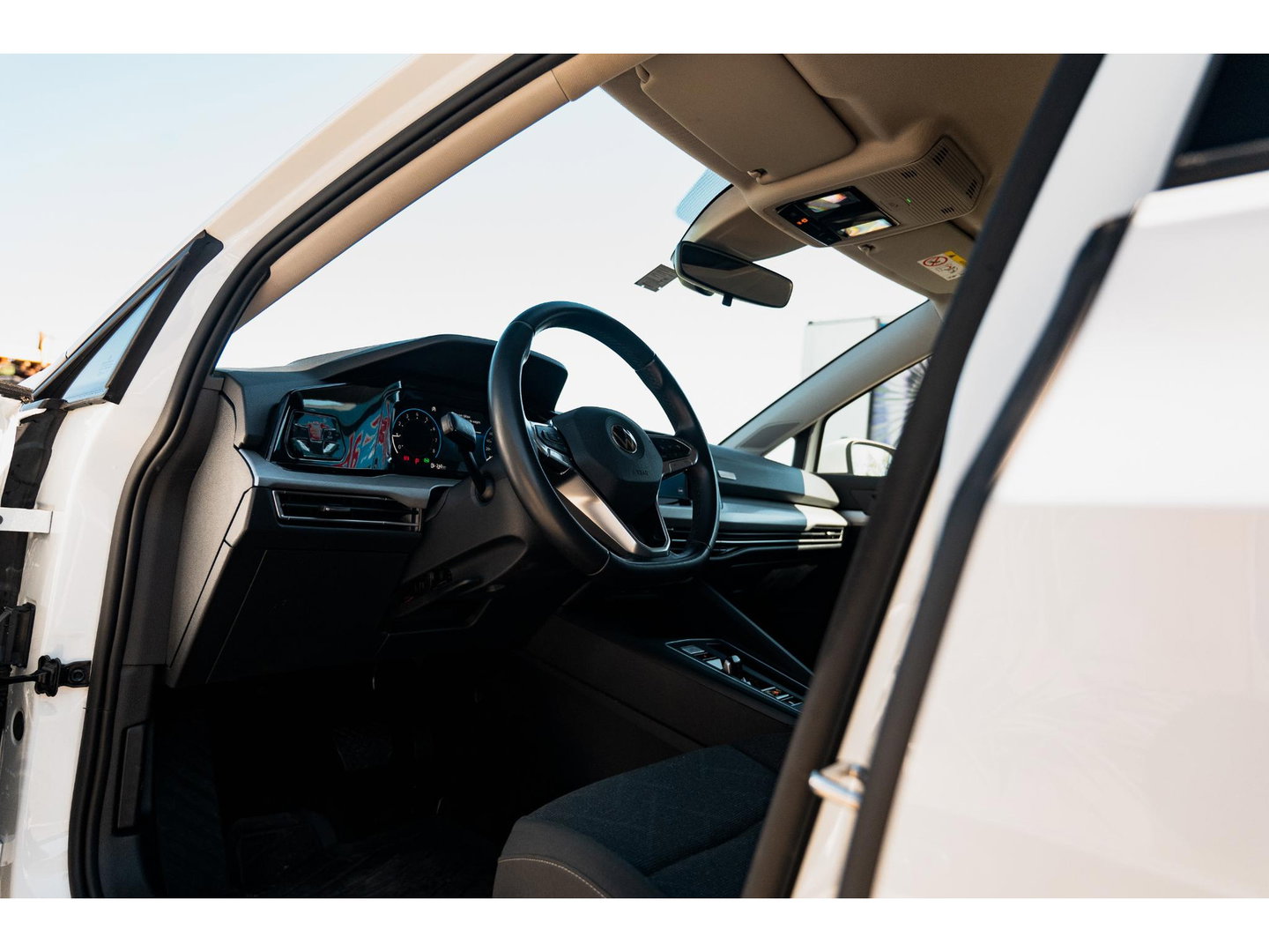 Volkswagen Golf Variant 1.0 eTSI Life | ADAPTIVE CRUISE | 19" | SUNSET | APPLE CAR PLAY | DAB