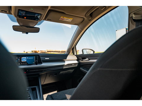 Volkswagen Golf Variant 1.0 eTSI Life | ADAPTIVE CRUISE | 19" | SUNSET | APPLE CAR PLAY | DAB