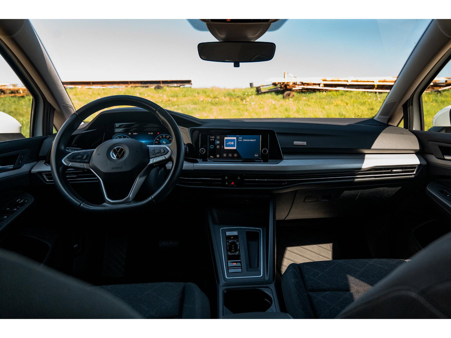 Volkswagen Golf Variant 1.0 eTSI Life | ADAPTIVE CRUISE | 19" | SUNSET | APPLE CAR PLAY | DAB