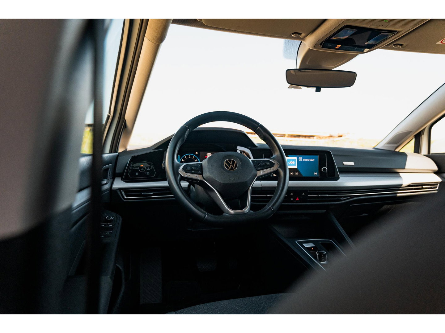 Volkswagen Golf Variant 1.0 eTSI Life | ADAPTIVE CRUISE | 19" | SUNSET | APPLE CAR PLAY | DAB