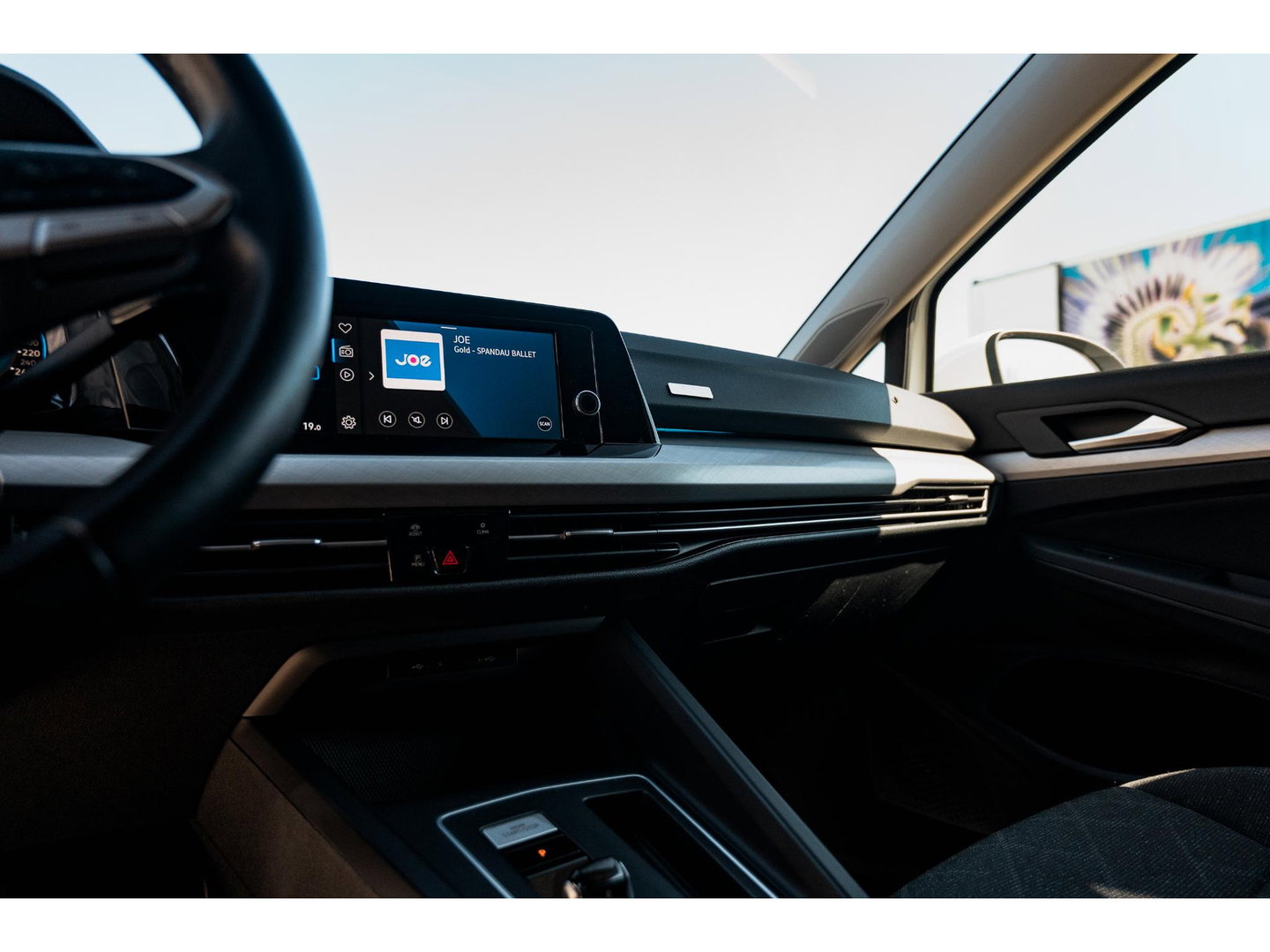 Volkswagen Golf Variant 1.0 eTSI Life | ADAPTIVE CRUISE | 19" | SUNSET | APPLE CAR PLAY | DAB