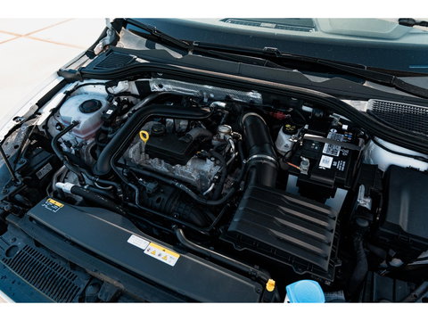 Volkswagen Golf Variant 1.0 eTSI Life | ADAPTIVE CRUISE | 19" | SUNSET | APPLE CAR PLAY | DAB