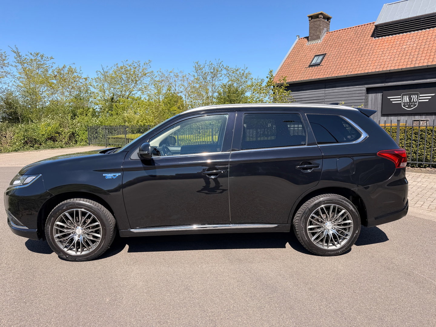 Mitsubishi Outlander 2.4 PHEV 240PK AWD PURE PLUG IN HYBRIDE CAMERA CARPLAY LED-XENON
