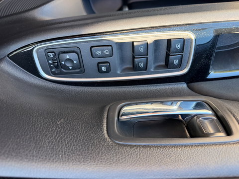 Mitsubishi Outlander 2.4 PHEV 240PK AWD PURE PLUG IN HYBRIDE CAMERA CARPLAY LED-XENON