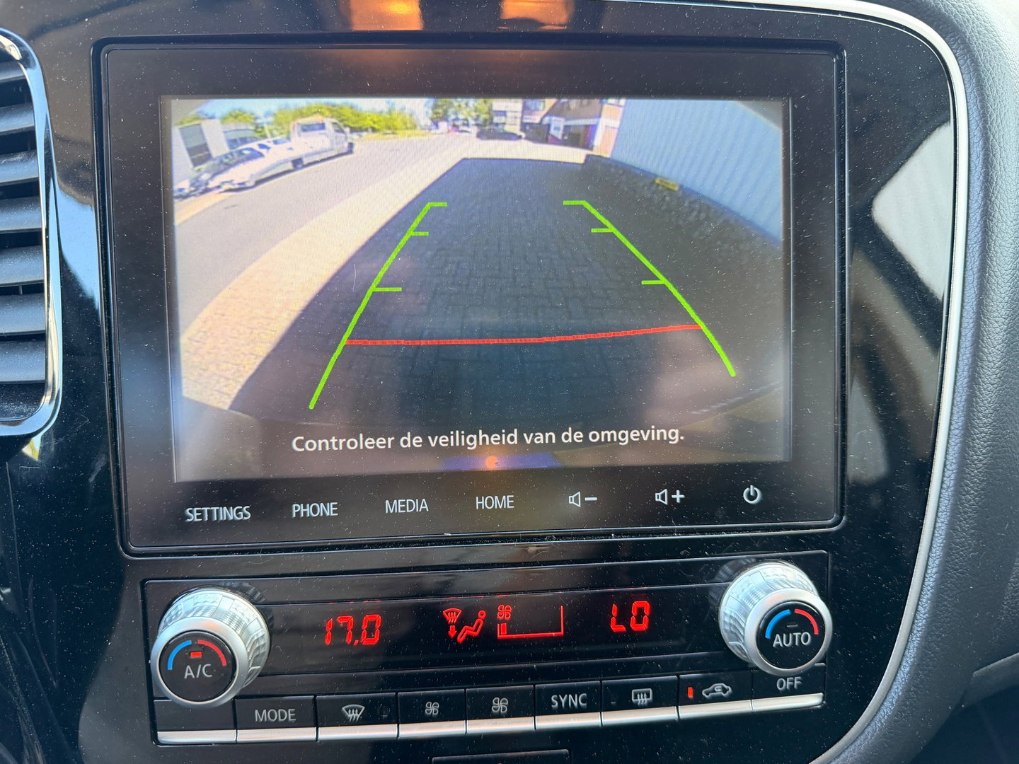Mitsubishi Outlander 2.4 PHEV 240PK AWD PURE PLUG IN HYBRIDE CAMERA CARPLAY LED-XENON