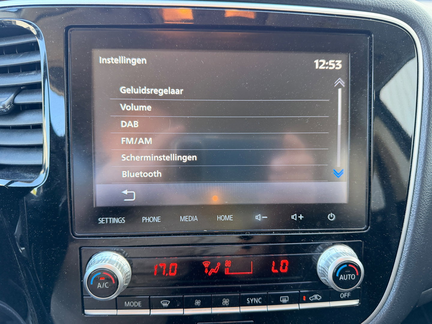 Mitsubishi Outlander 2.4 PHEV 240PK AWD PURE PLUG IN HYBRIDE CAMERA CARPLAY LED-XENON