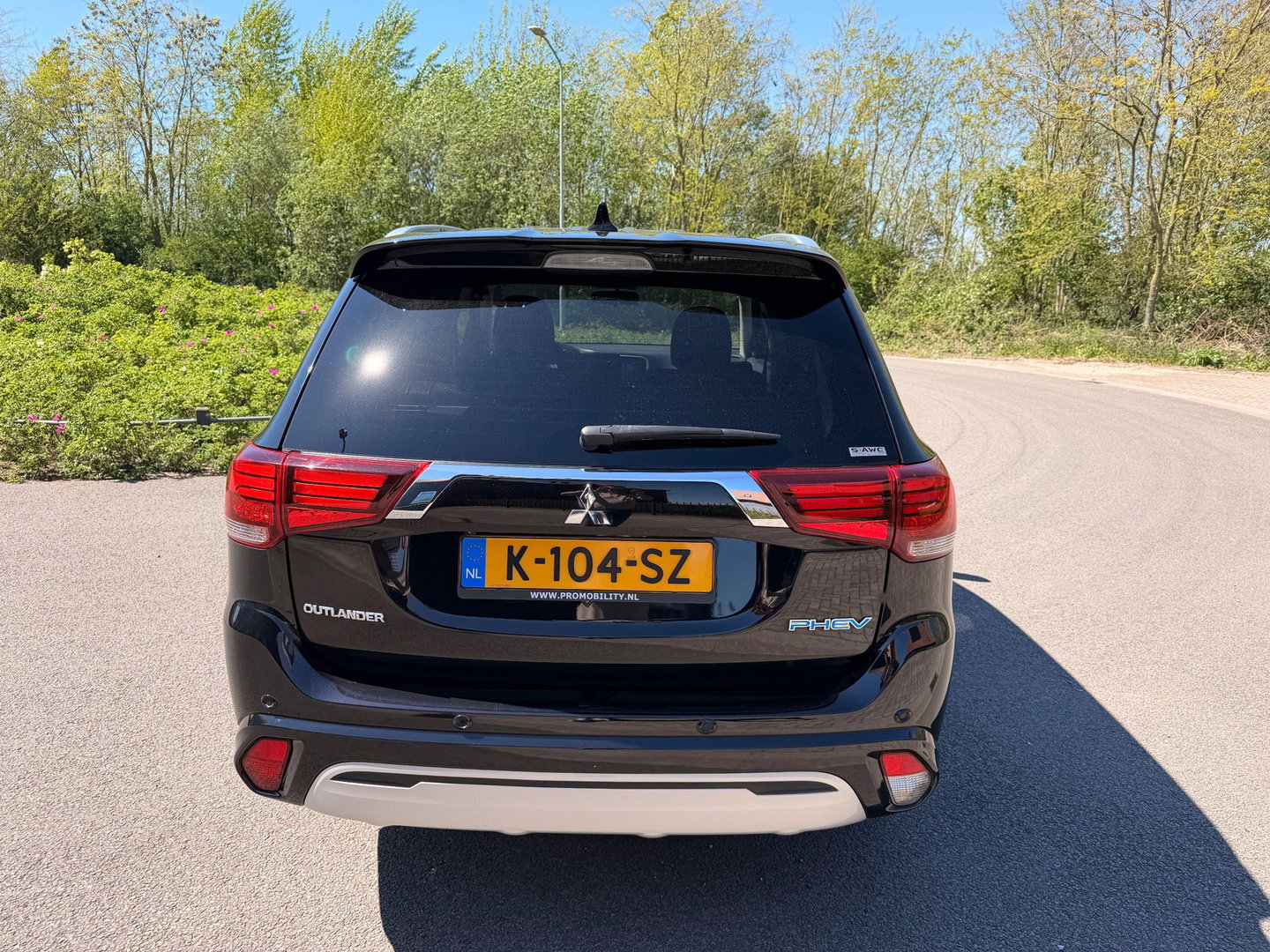 Mitsubishi Outlander 2.4 PHEV 240PK AWD PURE PLUG IN HYBRIDE CAMERA CARPLAY LED-XENON