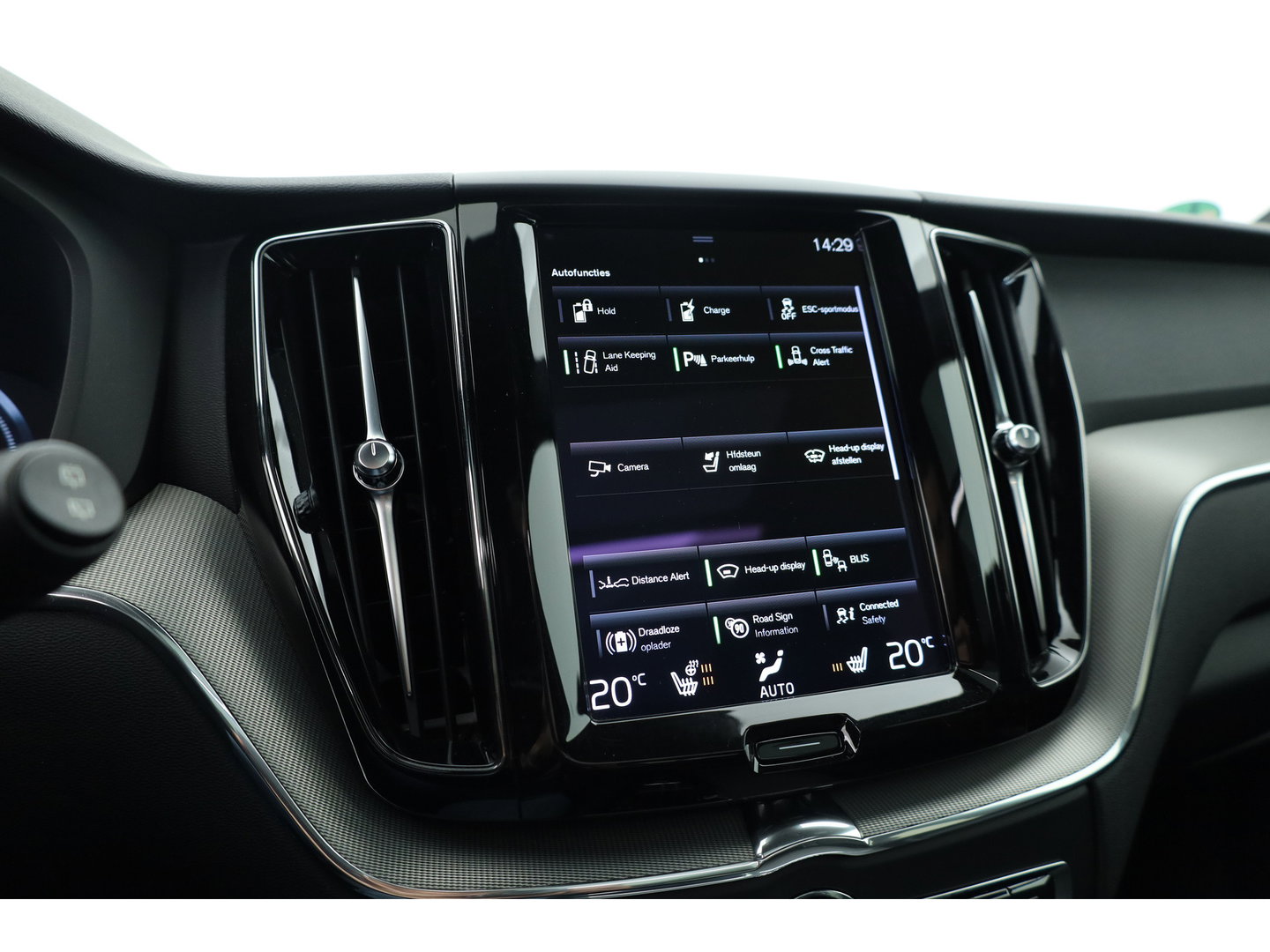 Volvo XC60 2.0 Recharge T6 AWD R-Design | Pano| H&K Audio | Blis | ACC | 360 Camera | Head up | stoel 4 & stuur verw. |