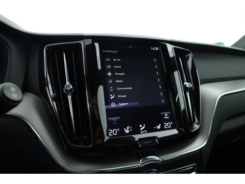 Volvo XC60 2.0 Recharge T6 AWD R-Design | Pano| H&K Audio | Blis | ACC | 360 Camera | Head up | stoel 4 & stuur verw. |