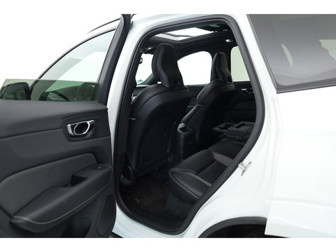 Volvo XC60 2.0 Recharge T6 AWD R-Design | Pano| H&K Audio | Blis | ACC | 360 Camera | Head up | stoel 4 & stuur verw. |